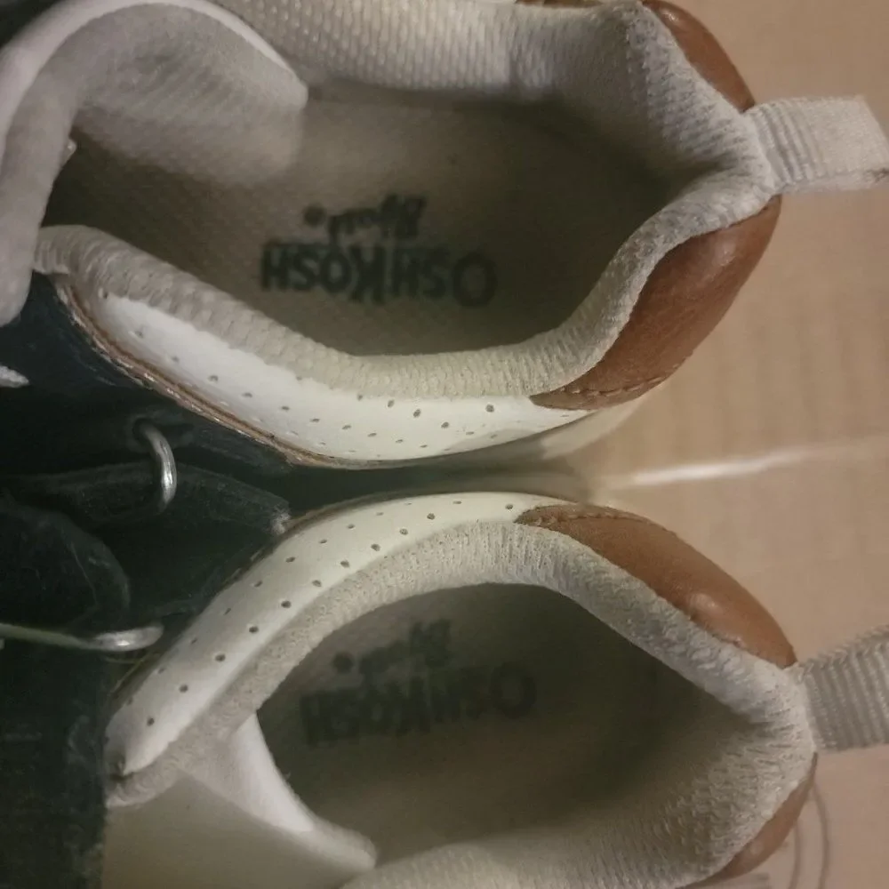 Oshkosh B'osh Toddlers Multicolor Low Top Sneaker Shoes Size US 7 M